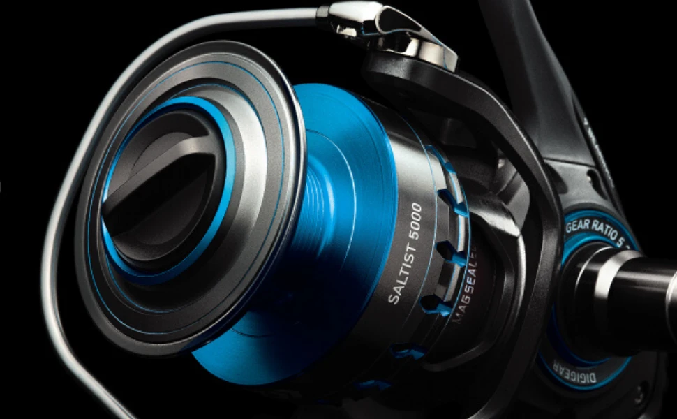 Daiwa Saltist Spinning Reels - Image 7